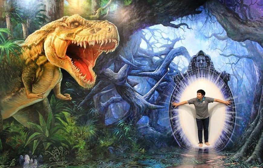 Art in Paradise