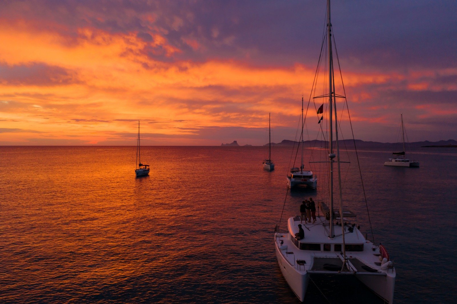 Phuket catamaran sunset cruise – Unforgettable Ocean View