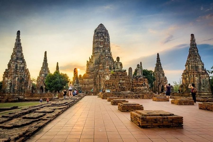 Bangkok: Ayutthaya Historical Tour
