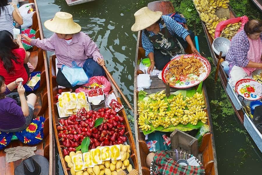 Bangkok : Floating & Train Market Tour