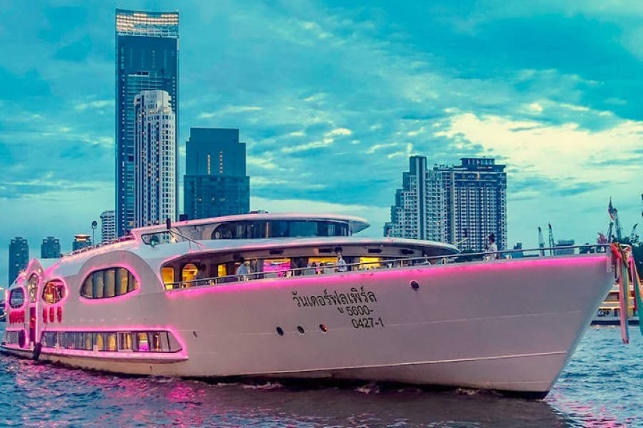 Bangkok: Wonderful Pearl Dinner Cruise