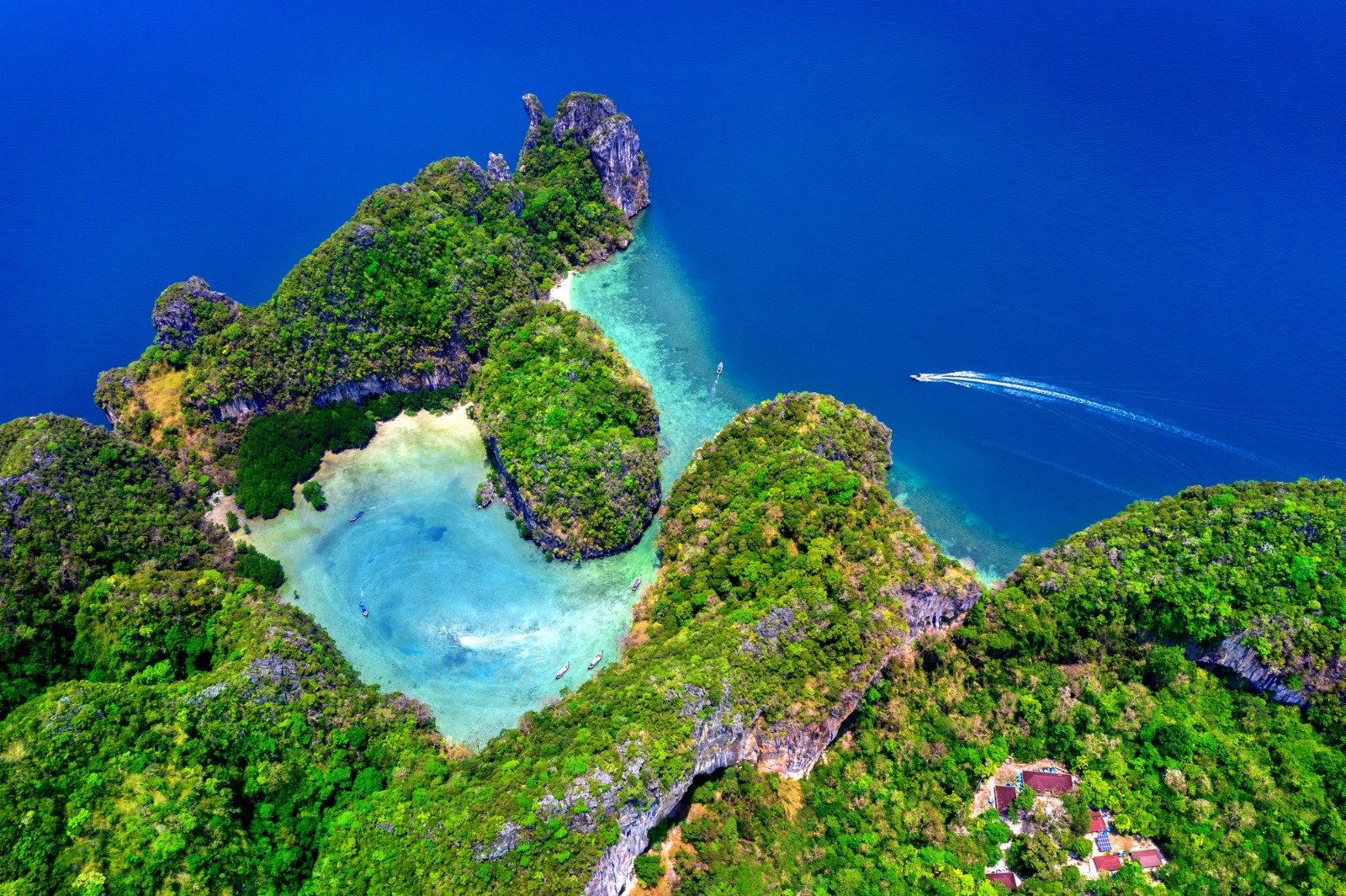 Best Islands Close to Phuket
