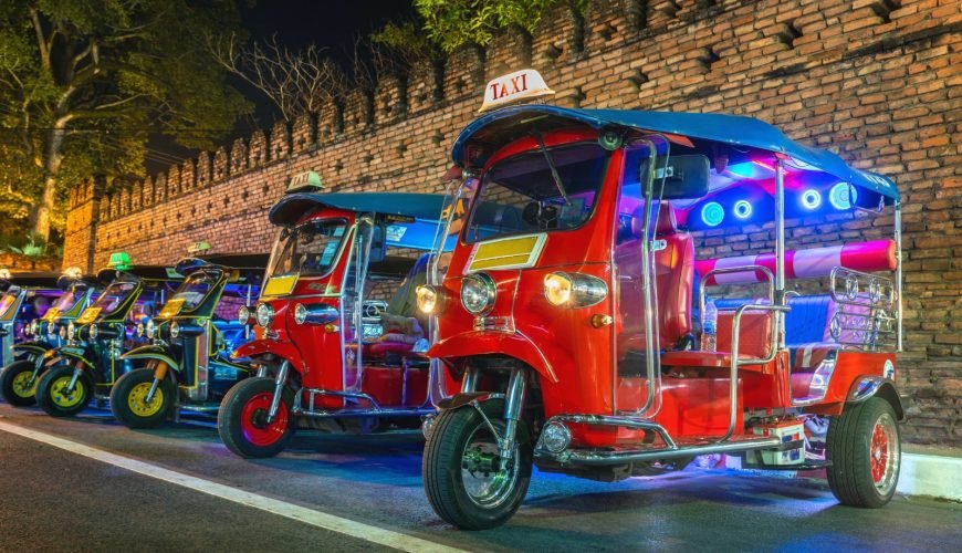 Tuk Tuk in Bangkok: Prices, Safety Tips & Must-Try Rides