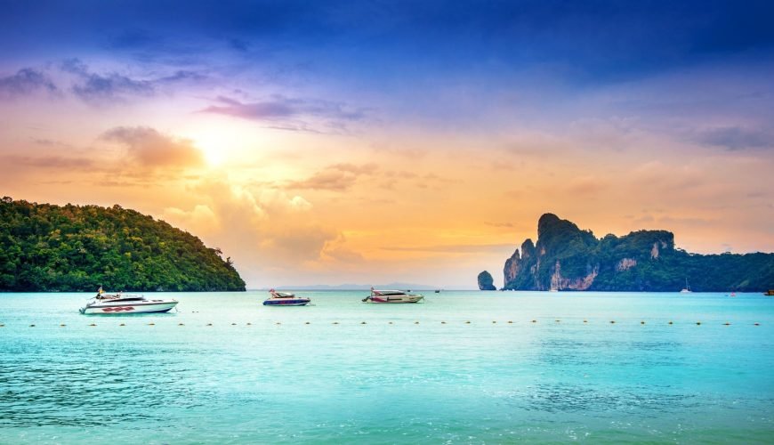 a day in thailand The Perfect 24-Hour Itinerary for Beginners